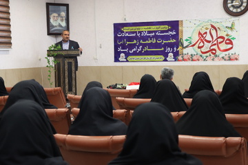 تجلیل مدیرکل زندان‌های سیستان وبلوچستان از کارکنان زن شاغل در مراکز تامینی‌وتربیتی استان
