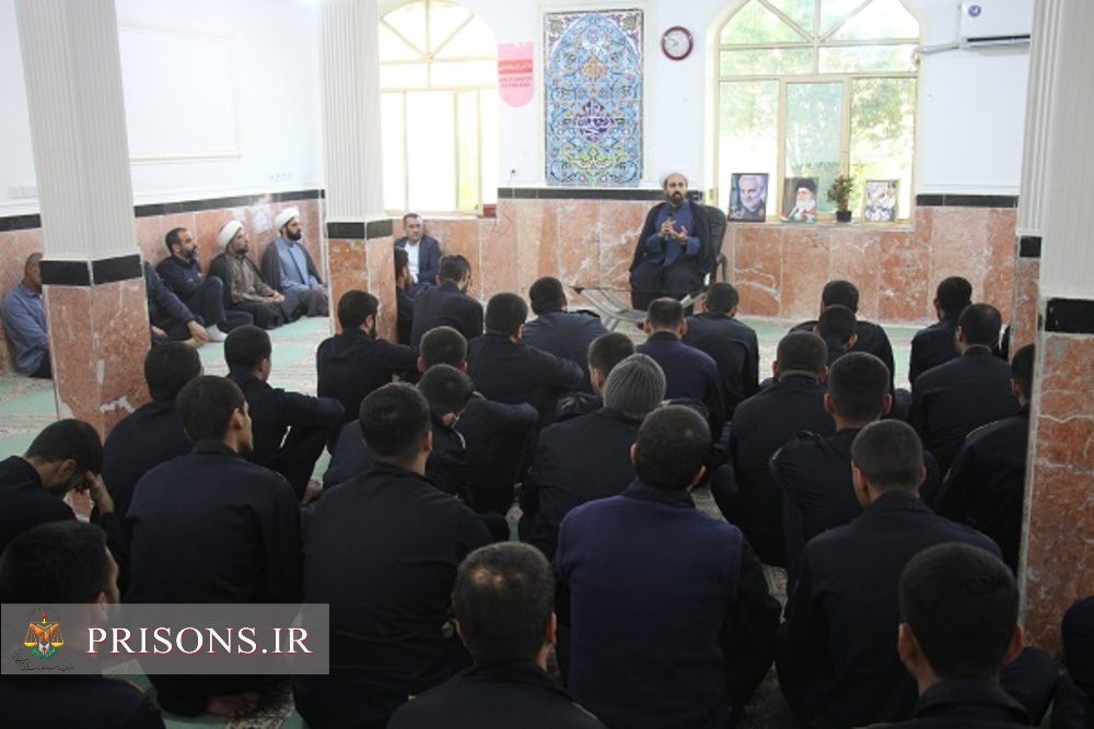 برگزاری مراسم سالروز شهادت حاج قاسم سلیمانی در زندان مرکزی بوشهر