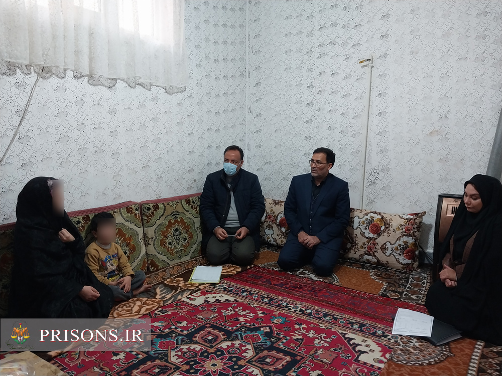 دیدار مدیرکل زندانهای آذربایجان شرقی با تعدادی از خانواده زندانی 