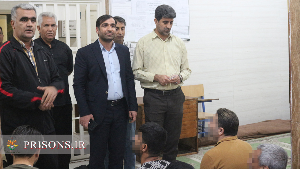 بازدید شبانه سرپرست زندان های هرمزگان از زندان بندرعباس
