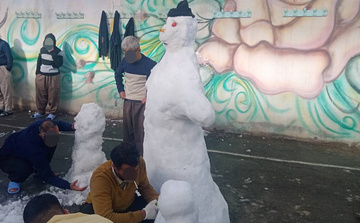 جشنواره برف در بازداشتگاه اشنویه