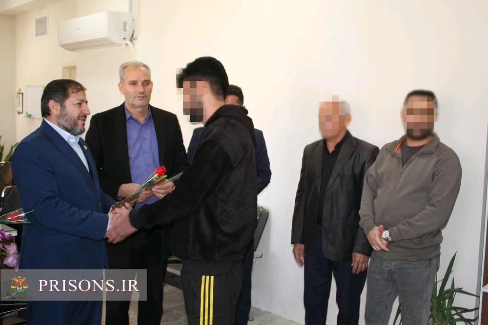 آزادی 4 زندانی جرائم غیرعمد با حضور رییس‌کل دادگستری استان ایلام