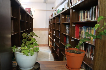 کتابخانه و سالن مطالعه مددجویان در بازداشتگاه اوین