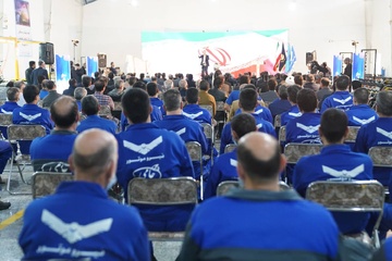 راه‌اندازی «کارخانه تولید موتورسیکلت» در اردوگاه حرفه‌آموزی و کاردرمانی قم با حضور رئیس سازمان زندان‌ها