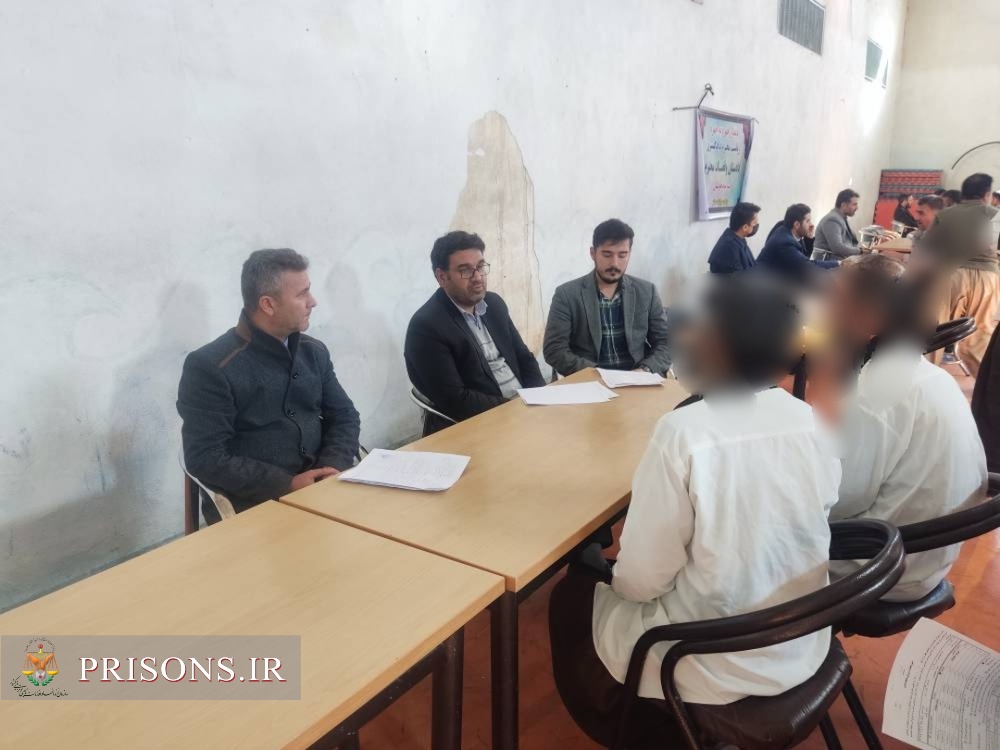 برپایی میز خدمت بدون واسطه ۱۱۳ نفر از قضات دادگستری در زندان‌های استان کردستان به مناسبت دهه فجر