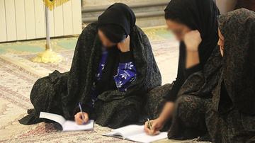 برگزاری کارگاه خاطره نویسی در ندامتگاه فردیس به مناسبت دهه مبارک فجر 