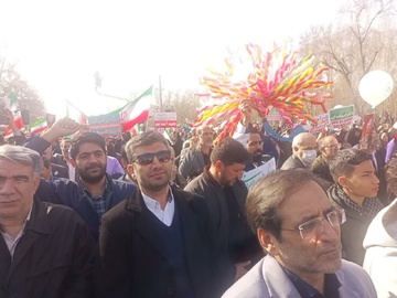 حضور سرپرست و کارکنان زندان‌های استان البرز در راهپیمایی ۲۲ بهمن