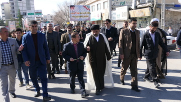 مدیر کل و کارکنان زندان‌های کهگیلویه و بویراحمد در راهپیمایی 22 بهمن شرکت کردند
