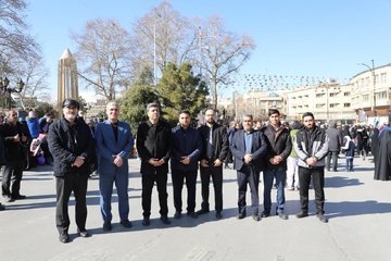 مدیرکل و کارکنان زندانهای همدان در 22 بهمن