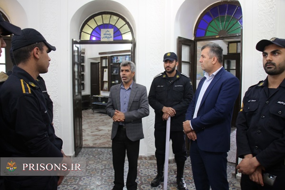 بازدید سربازان وظیفه زندان مرکزی بوشهر از موزه دریایی استان