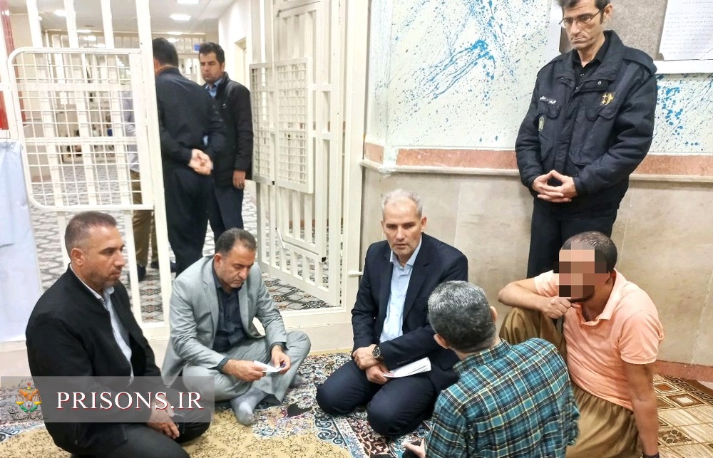 دیدارهای شبانه مدیرکل زندان‌های استان ایلام با زندانیان