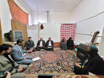 رسیدگی به مشکلات خانواده زندانیان نیازمند در بازدید مدیرکل زندان‌های خراسان جنوبی