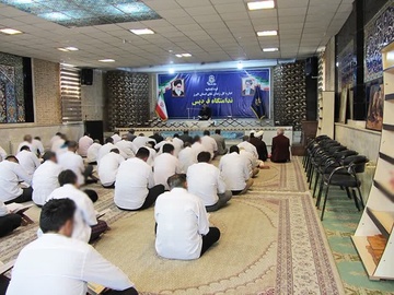 برگزاری محفل انس با قرآن در ندامتگاه فردیس در اعیاد شعبانیه