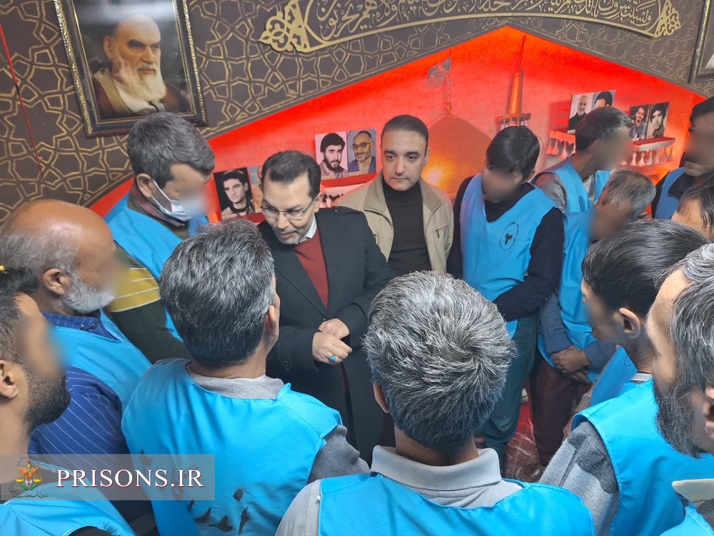 آزادی ۱۵ زندانی نیازمند در چهلمین مرحله پویش نذر هشتم از زندان مرکزی مشهد