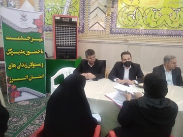 برگزاری میز خدمت شورای قضایی استان البرز در مسجد جامع امام علی(ع) کرج