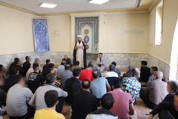 حضور کارکنان و مددجویان در سومین روز از فعالیت‌های قرآنی زندان ارومیه