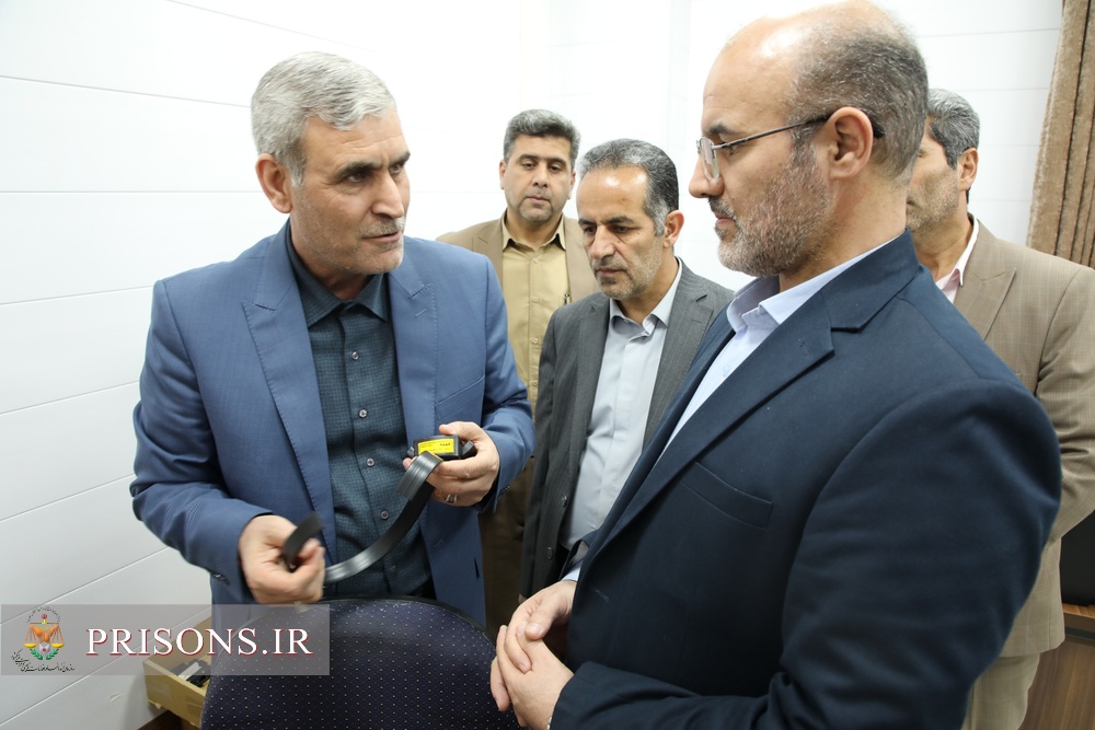 بازدید رئیس کل دادگستری استان همدان از مرکز مراقبت الکترونیکی زندانیان