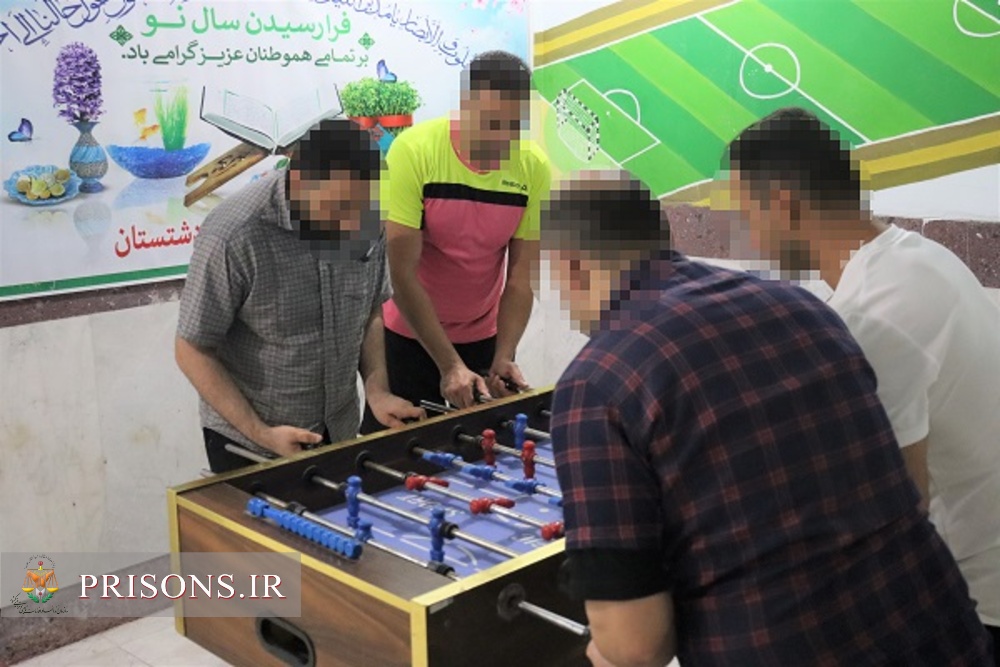 برگزاری مسابقات نوروزی فوتبال دستی زندانیان زندان دشتستان 