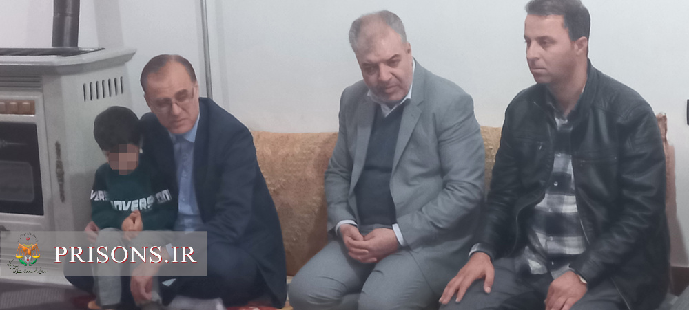 سرکشی مدیرکل زندانهای استان آذربایجان غربی  از خانواده زندانیان نیازمند