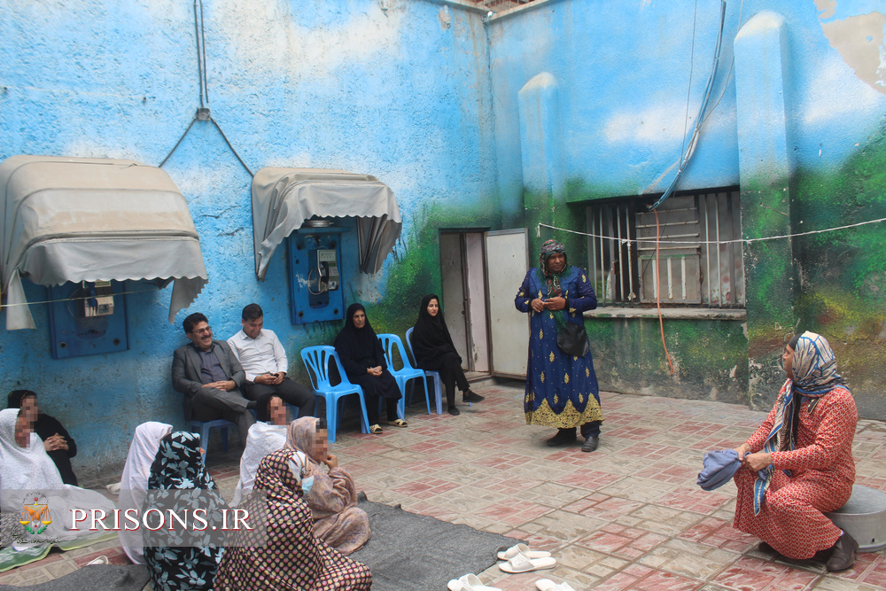 برگزاری مراسم ولادت کریم اهل بیت در زندان‌های استان کرمان