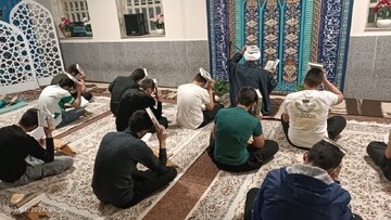 زمزمه های شب قدر در زندانهای آذربایجان شرقی