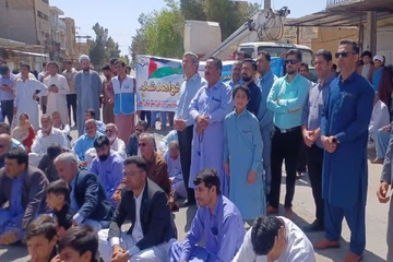 حضور مدیرکل و کارکنان مراکز تامینی وتربیتی سیستان وبلوچستان در راهپیمائی روز قدس