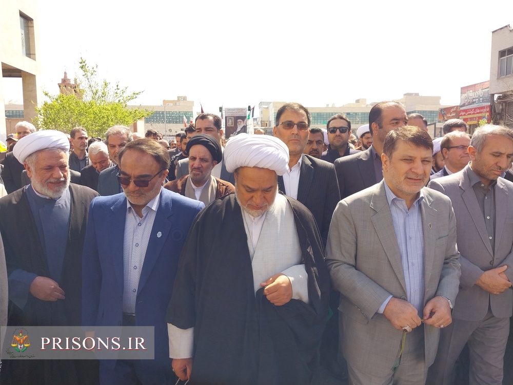 حضور مدیرکل وکارکنان زندانهای استان آذربایجان شرقی در راهپیمایی روز جهانی قدس 