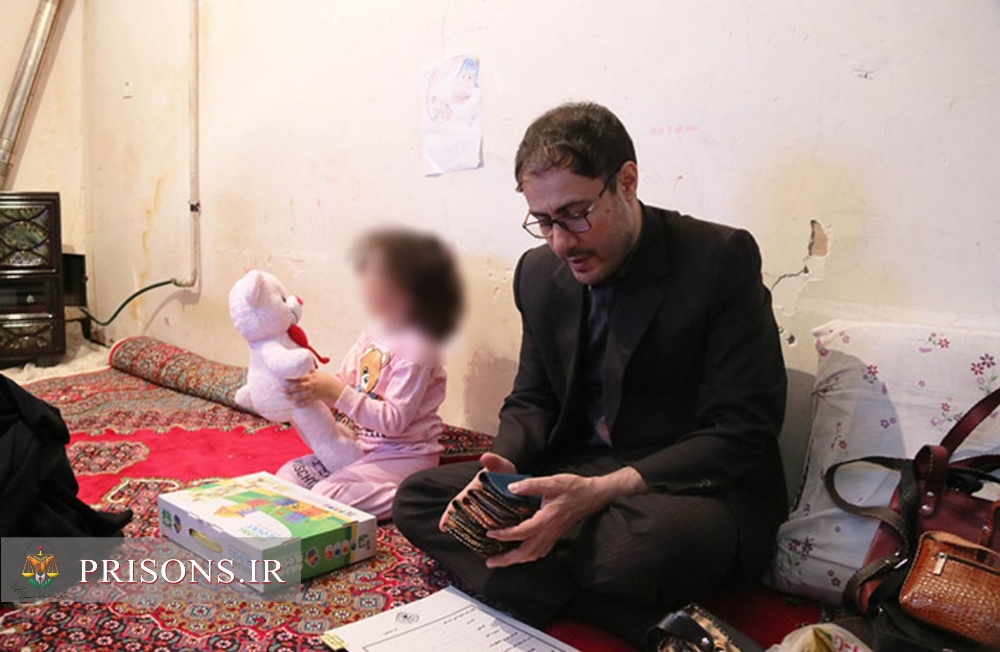 بازدید و سرکشی مدیرکل زندان‌های استان کردستان از خانواده مددجویان در ماه مبارک رمضان