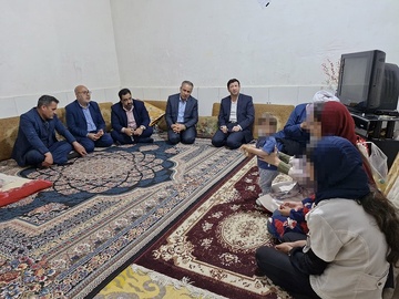 سرکشی و حمایت از ۱۵ خانواده زندانی نیازمند استان بوشهر در روزهای پایانی ماه رمضان