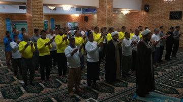 برگزاری نماز شکرانه ماه رحمت و مغفرت در زندان ساوه