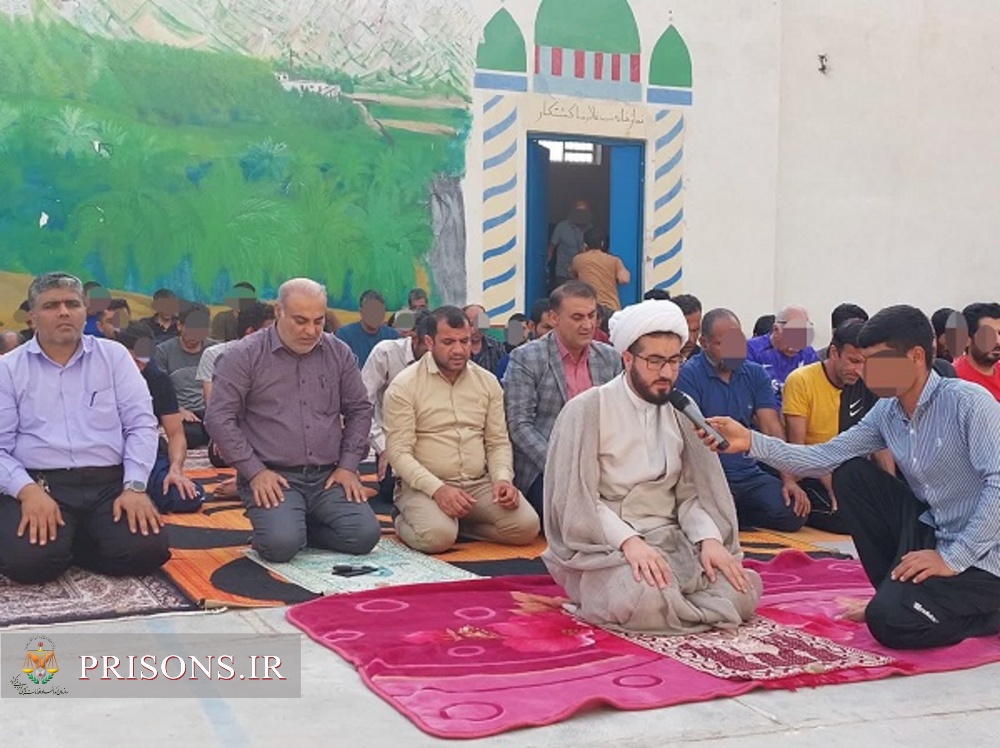 اقامه نماز عید سعید فطر در اردوگاه حرفه آموزی وکاردرمانی استان بوشهر
