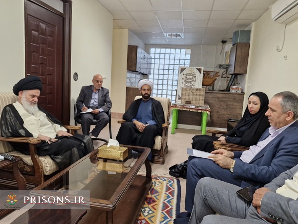 دیدار مدیرکل زندان‌های بوشهر با نماینده مردم استان در مجلس خبرگان رهبری