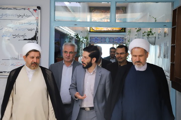 بازدید جانشین دادستان ویژه روحانیت کشور از زندان مرکزی مشهد