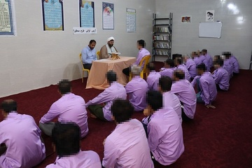 برگزاری آزمون حضوری طرح قرآنی «مسطورا» در زندان دشتستان 