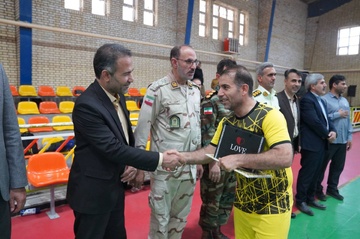برگزاری مسابقات فوتسال جام ادارات سنندج به میزبانی اداره‌کل زندان‌های کردستان