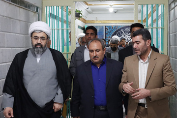 بازدید رئیس کل دادگستری و مقامات قضایی ارشد استان از زندان مرکزی زاهدان