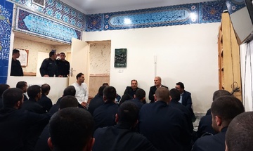 نشست صمیمی مدیرکل زندان‌های استان ایلام با سربازان وظیفه