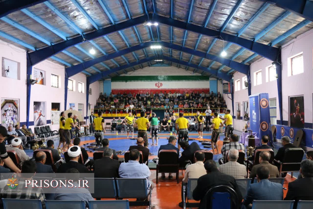 برگزاری آئین اختتامیه مسابقات ورزش‌های زورخانه‌ای و کشتی پهلوانی زندانیان استان
