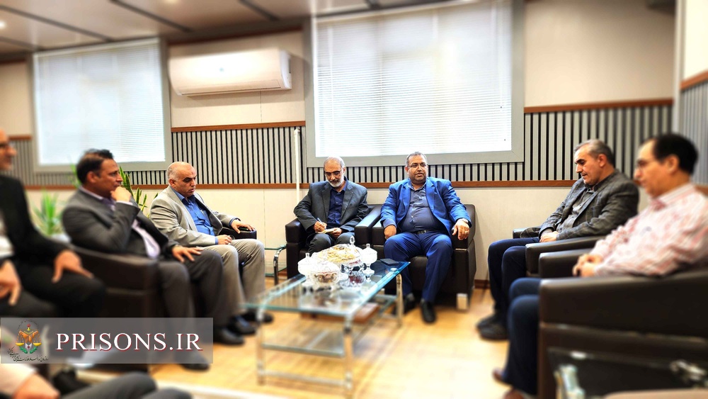 دیدار مدیرکل زندان‌های خوزستان با مدیرکل دیوان محاسبات استان