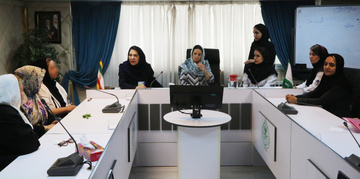 کلاس‌های مشاوره‌ای رایگان ویژه همسران زندانیان در انجمن حمایت مرکز