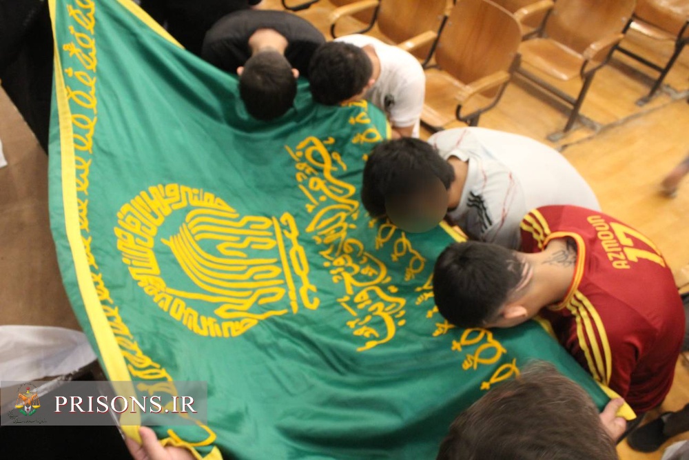 استقبال از پرچم امام رضا(ع) در اردوگاه اراک