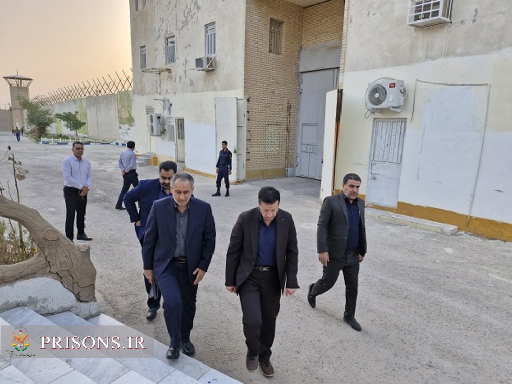 بازدید شبانه رئیس کل دادگستری و مدیر کل زندان های استان بوشهر از زندان دشتستان