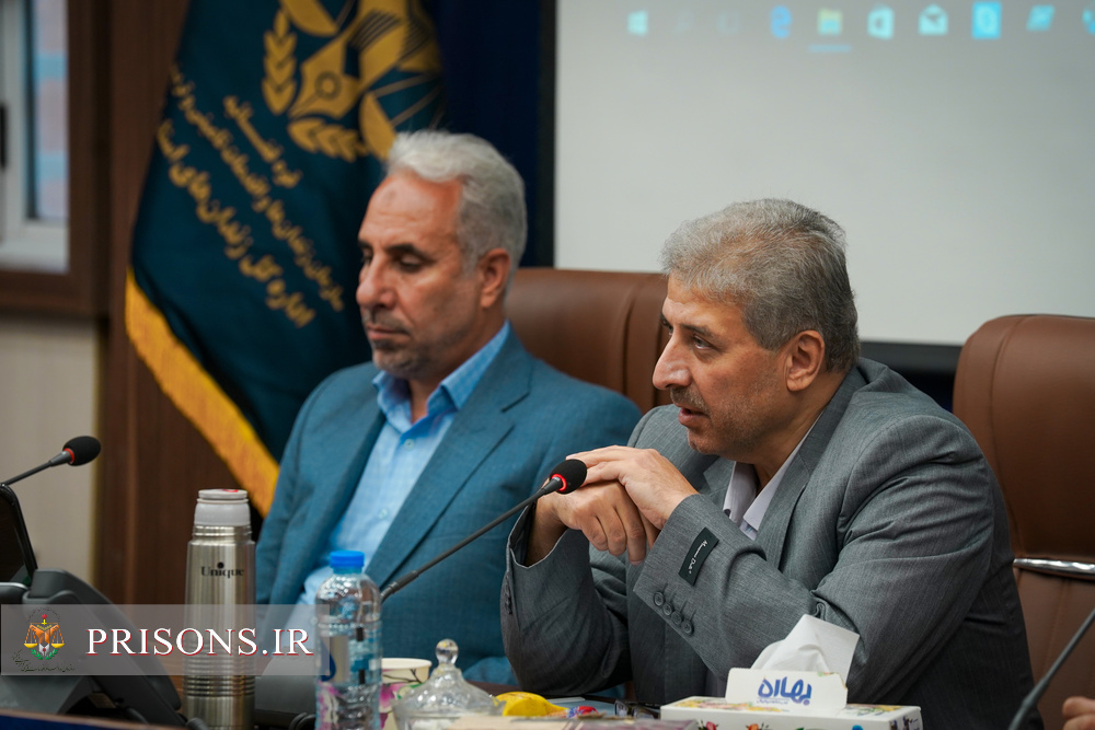 جلسه دفاعیه پروژه اقدام پژوهی منتخبین دوره جامع مدیریت زندان در کرمان