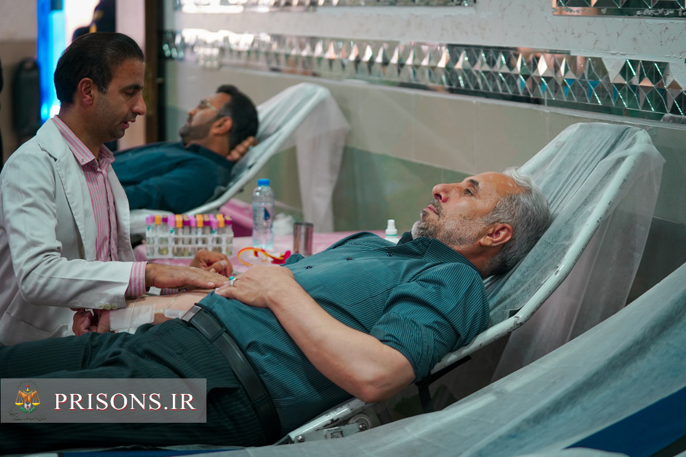 مشارکت در پویش اهدای خون به بیماران نیازمند توسط کارکنان زندان‌های کرمان