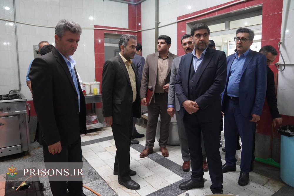 بازدید مدیرکل دیوان محاسبات و مدیرکل زندانهای استان کردستان از زندانهای سقز و بانه