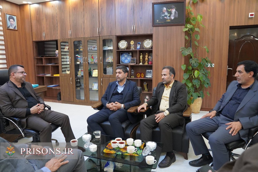 دیدار مدیرکل دیوان محاسبات و مدیرکل زندان‌های استان کردستان با فرماندار شهرستان سقز