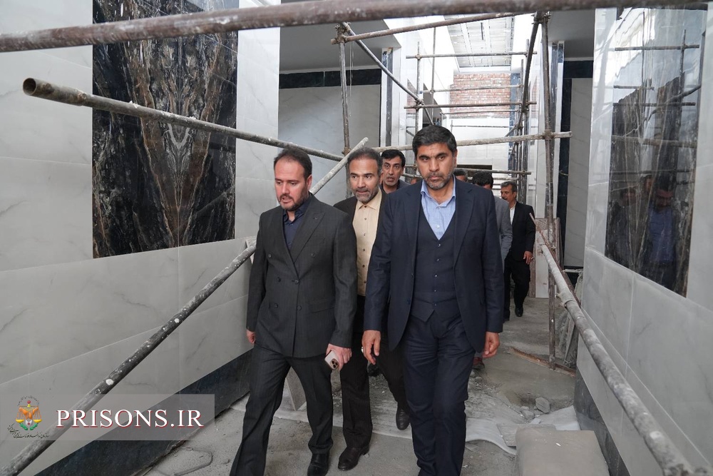 دیدار مدیرکل دیوان محاسبات و مدیرکل زندانهای استان کردستان با فرماندار بانه و بازدید جمعی از زندان بانه