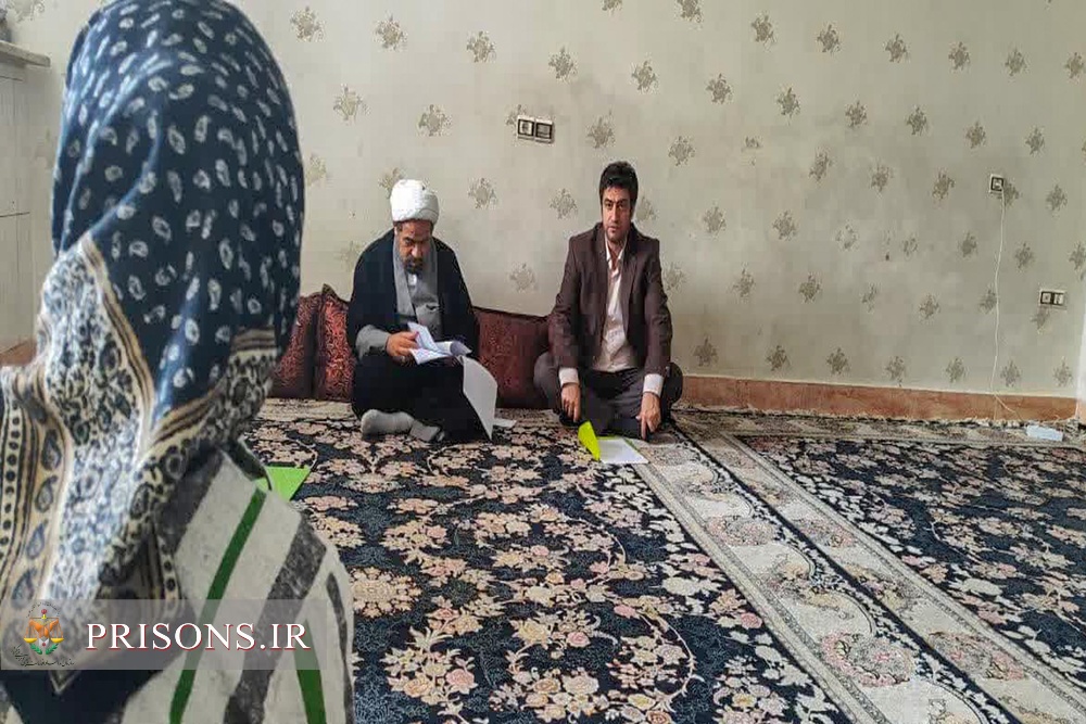 بازدید و سرکشی مدیرکل زندان‌های زنجان از خانواده زندانیان نیازمند