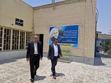 بازدید سرزده مدیرکل زندان های بوشهر از زندان دشتستان و اردوگاه حرفه‌آموزی استان
