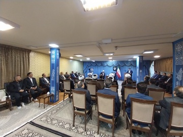 دیدار مدیرکل زندان‌های آذربایجان شرقی با امام جمعه موقت تبریز در آغاز هفته قوه قضائیه 